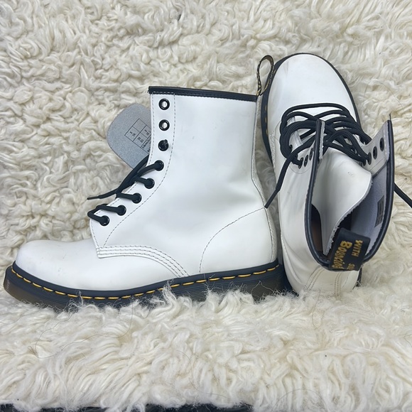 Dr. Martens 1460 8 Eye Leather Lace Up Boots White Women's Size 8 - Picture 4 of 6